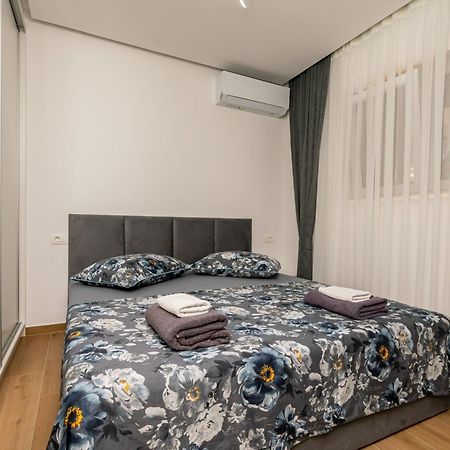 Apartments Hope Dugi Rat Dış mekan fotoğraf